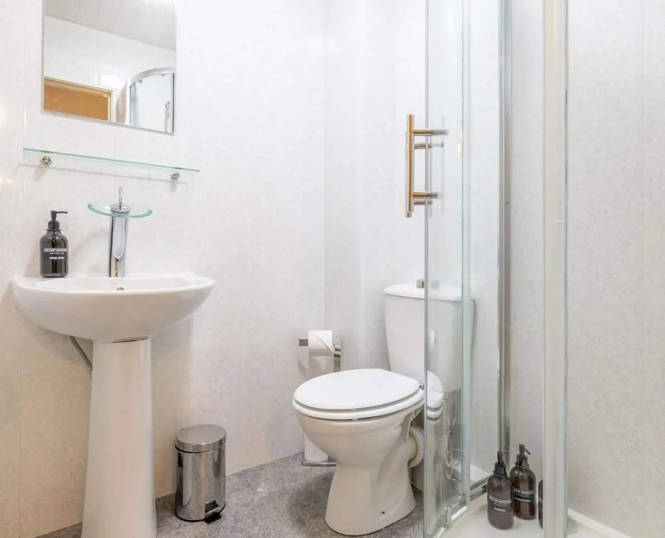 Belfast Quarters- Station St 1 아파트
